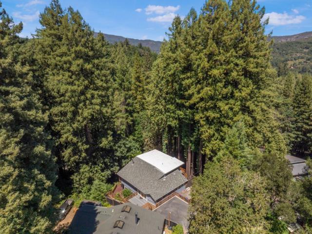17855 Kiowa Trail, Los Gatos CA: https://media.crmls.org/mediaz/a2ed910d-52d5-4e57-92f2-c043762e356a.jpg