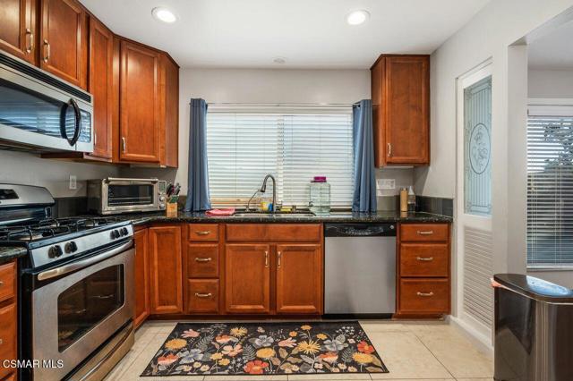 9538 El Cajon Street, Ventura CA: https://media.crmls.org/mediaz/a2ee52d4-03e3-4afd-a80f-fe08ea5f6628.jpg