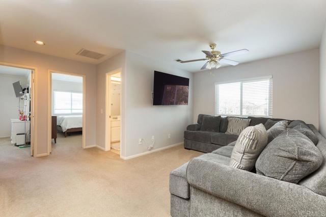 Detail Gallery Image 10 of 25 For 1306 Mill Valley Rd, Chula Vista,  CA 91913 - 3 Beds | 2/1 Baths