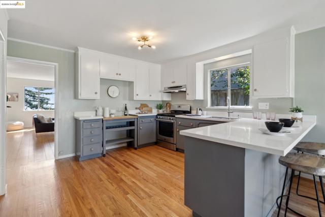 6824 Wilton Dr, Oakland CA: https://media.crmls.org/mediaz/a2efe2b3-09e6-42b2-bf91-69a460a71ac4.jpg