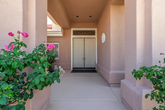 78123 Foxbrook Lane, Palm Desert CA: https://media.crmls.org/mediaz/a2f0849e-be12-4bcf-bbaf-c840306fe038.jpg