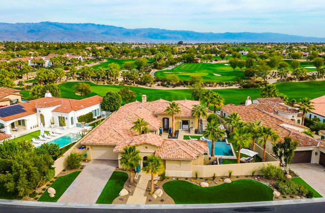 75851 Via Pisa, Indian Wells CA: https://media.crmls.org/mediaz/a2f14c1a-3a3b-45dc-8f20-79cf3a20eba3.jpg