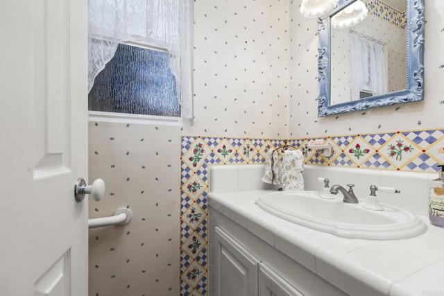 Detail Gallery Image 19 of 59 For 720 Sky Mountain Ln, Alpine,  CA 91901 - 3 Beds | 1/1 Baths