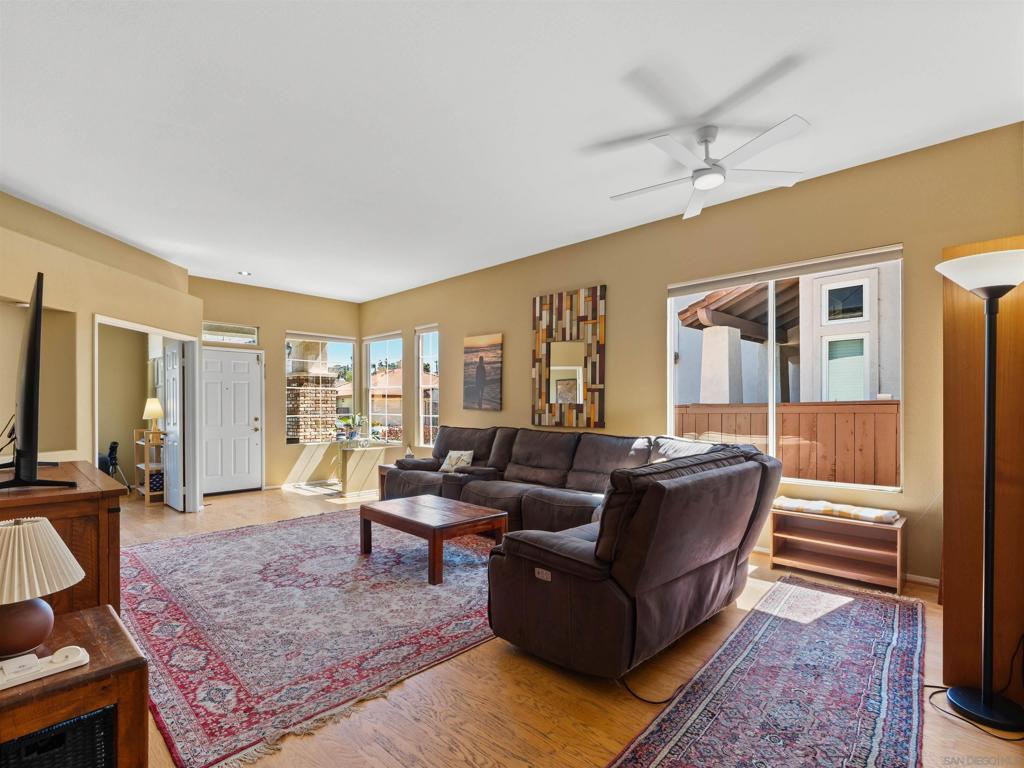 12420 Whispering Tree Ln - photo 7