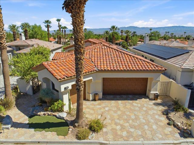 370 Gold Canyon Drive, Palm Desert, CA 92211