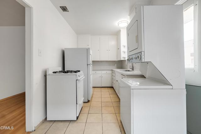 Detail Gallery Image 10 of 10 For 412 Pioneer Dr, Glendale,  CA 91203 - 1 Beds | 1 Baths