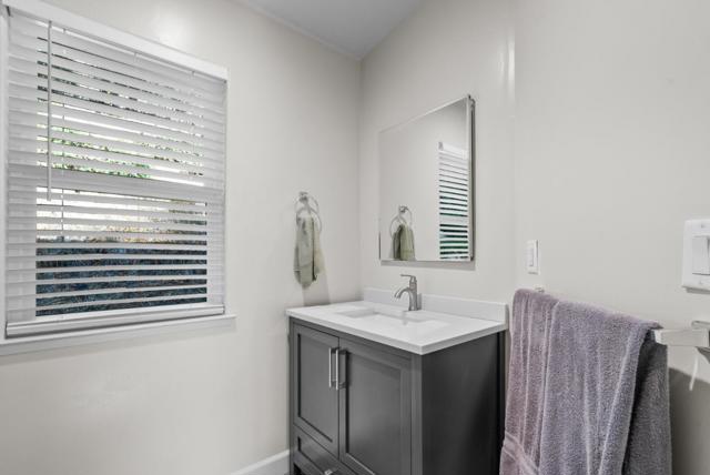 3580 Misty Lane, Aptos CA: https://media.crmls.org/mediaz/a2f2e49d-b773-4eef-96bd-20af398ea500.jpg