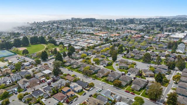 1455 45th Avenue, Capitola CA: https://media.crmls.org/mediaz/a2f38ea2-eb75-475a-9863-b1786d4d8675.jpg