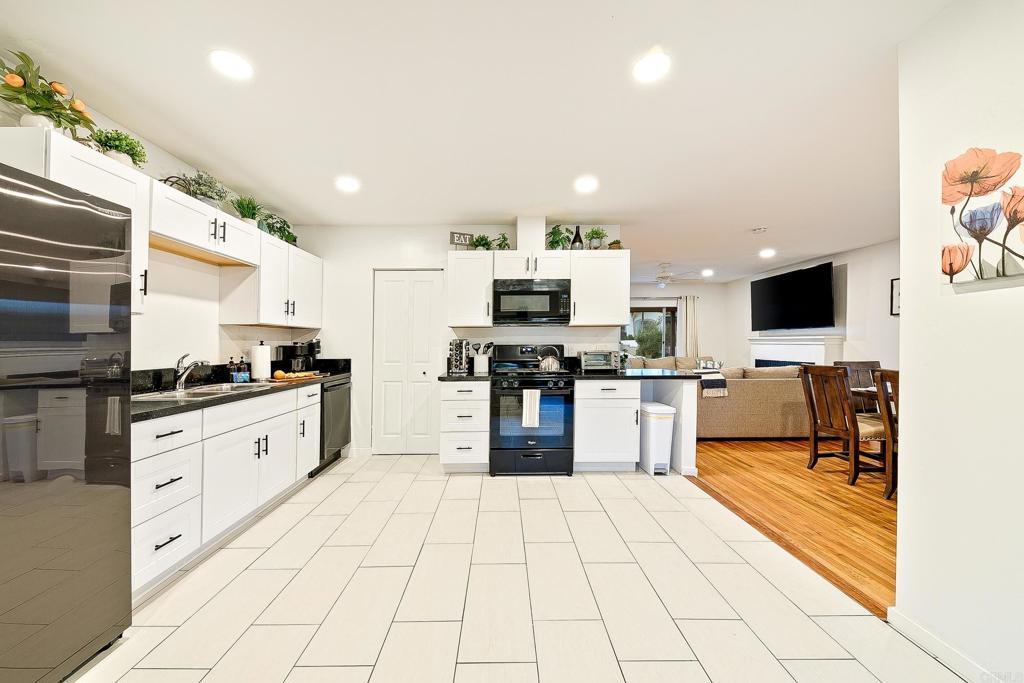 965 Rosecrans Street - photo 13