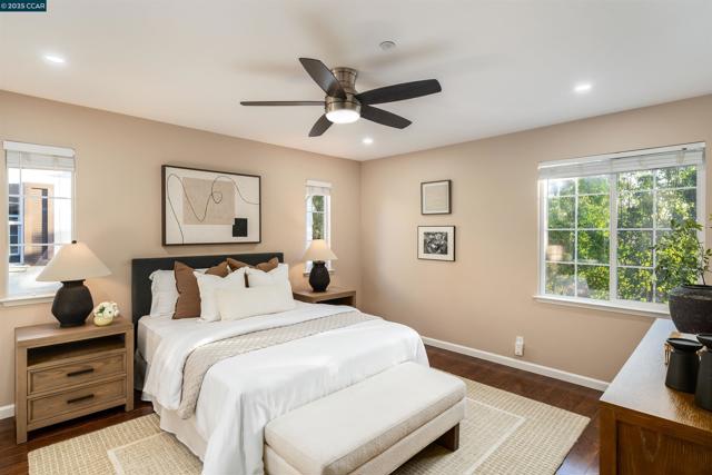 9752 Belladonna Dr, San Ramon CA: https://media.crmls.org/mediaz/a2f6139e-9d6a-4392-86c2-001d841f14b0.jpg