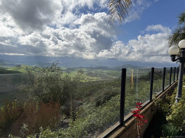 Image 68 of 73 For 18410 Lakepointe Dr