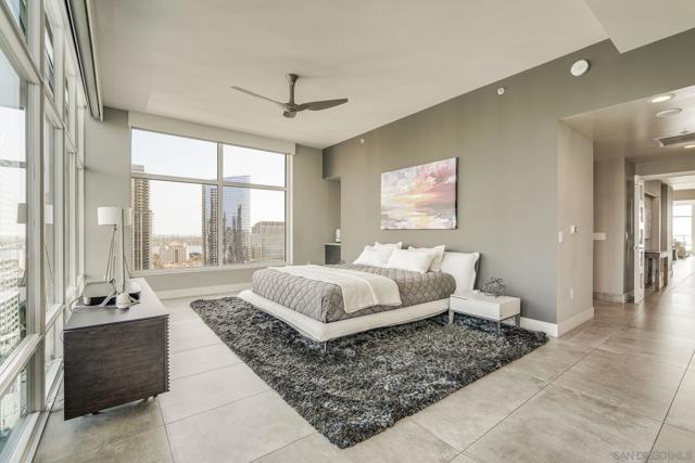 1262 Kettner Blvd, San Diego CA: https://media.crmls.org/mediaz/a2f6d40f-1453-4053-bcd6-70b6688ddca0.jpg