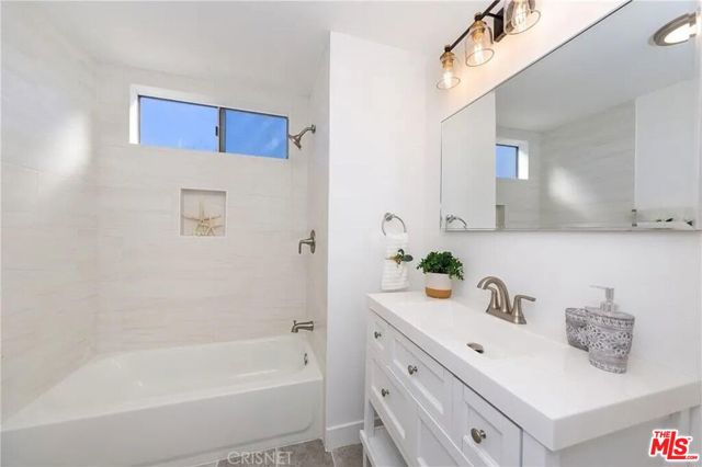 4350 Berryman Avenue, 10 photo 11