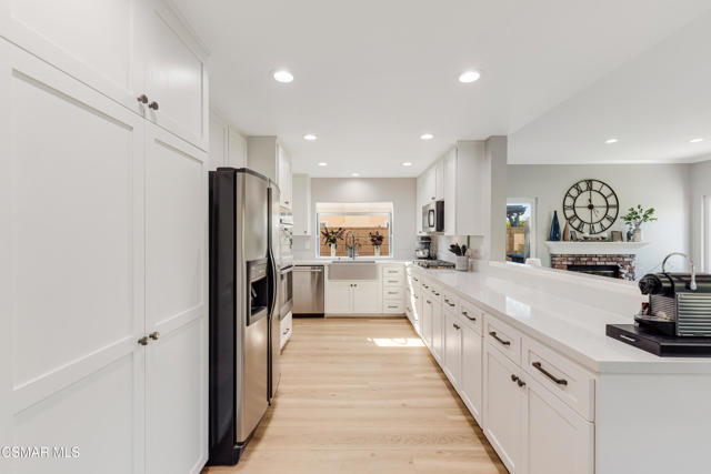 12147 Alder Grove Street, Moorpark CA: https://media.crmls.org/mediaz/a2f774b4-5373-47c4-92b0-a84d101d2079.jpg