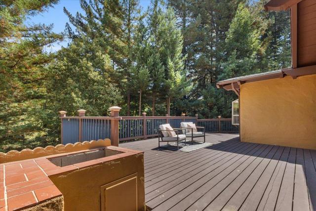 211 Hidden Lane, Santa Cruz CA: https://media.crmls.org/mediaz/a2f83331-2d09-493a-b047-1de57dc6a9a7.jpg