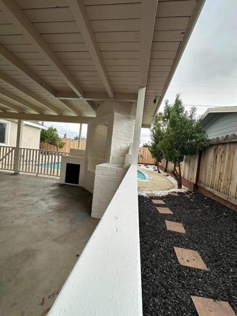 130 E 21st Street, Tracy CA: https://media.crmls.org/mediaz/a2f953e9-e8a5-4ced-bf3e-96f593f22146.jpg