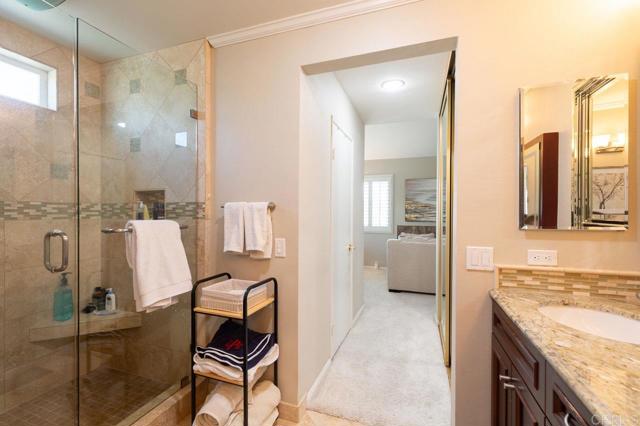 10667 Viacha Dr, Tierrasanta CA: https://media.crmls.org/mediaz/a2fa1a53-d8c1-4fa8-9d54-0eff7b54a5d8.jpg