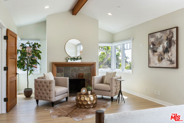 Drew Fenton | 509 Wynola Street Pacific Palisades CA | MLS: 7365865 Drew Fenton | 509 Wynola Street Pacific Palisades CA | MLS: 7365865