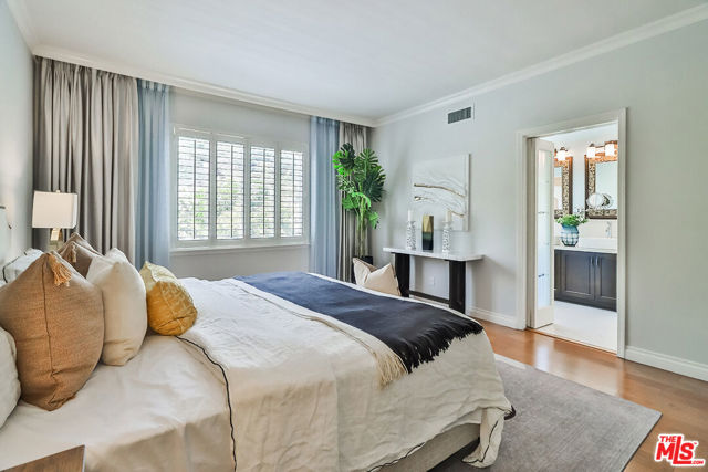 2857 Limestone Drive, Thousand Oaks CA: https://media.crmls.org/mediaz/a2fb33a1-8667-48fa-8415-2d2bbfebdd7a.jpg