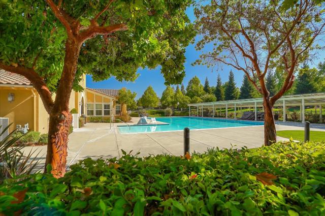 7632 Braid Court, Gilroy CA: https://media.crmls.org/mediaz/a2fb667c-6e9e-4dd1-95c1-9b755bc0fda5.jpg