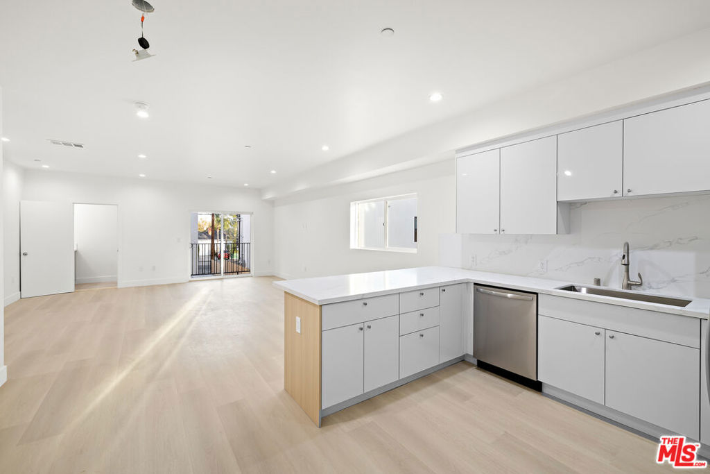 MLS #26857873 image #4
