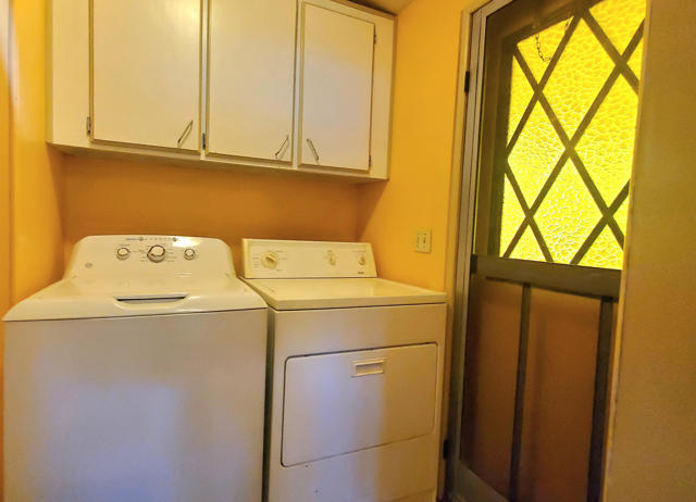 94 Armenia Drive, Cathedral City CA: https://media.crmls.org/mediaz/a2fc8388-522b-40e3-a4e0-35055f523788.jpg