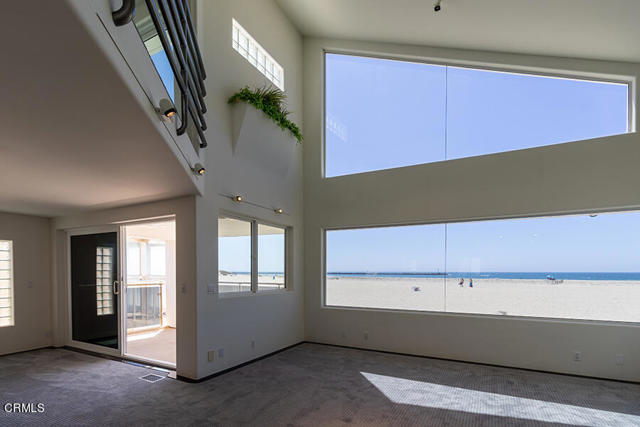 Detail Gallery Image 18 of 42 For 3405 Ocean Dr, Oxnard,  CA 93035 - 3 Beds | 2/1 Baths