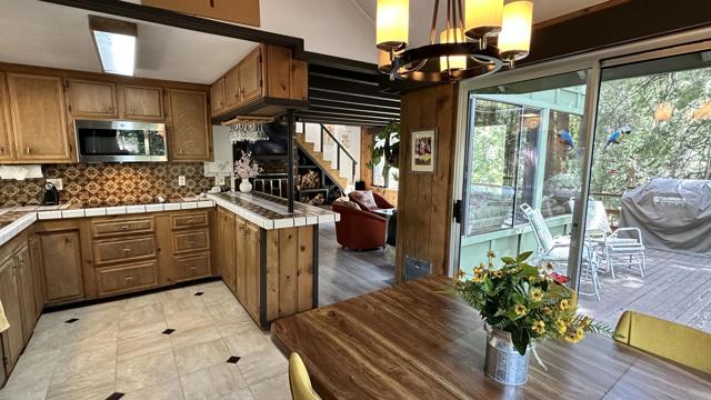 25655 Tahquitz Drive, Idyllwild CA: https://media.crmls.org/mediaz/a2fe1c18-e3ec-4a6f-8b48-93d9ee1d4f41.jpg