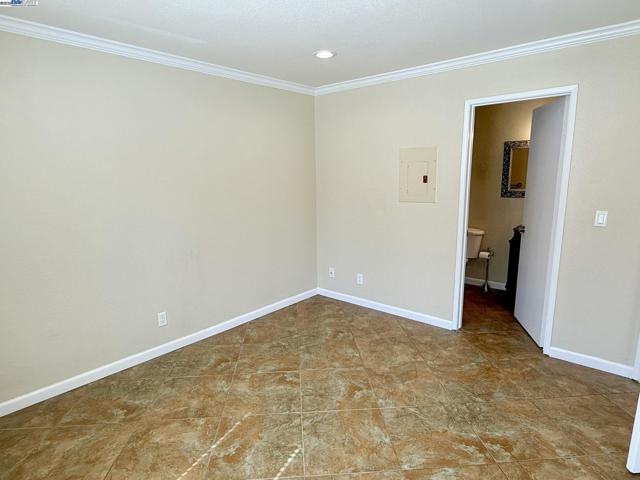 342 Chris Cmn, Livermore CA: https://media.crmls.org/mediaz/a2fec995-a6f4-46ff-b6ca-936f69de2fa0.jpg