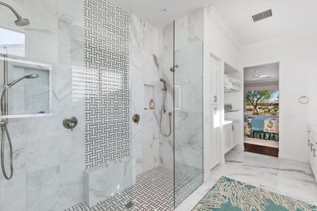 4A10D9A5-11FB-4AA2-AFEA-792735362F09