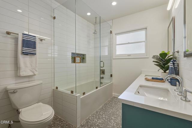 4487 Rising Hill Road, Altadena CA: https://media.crmls.org/mediaz/a3010f43-6fb3-4375-bca7-c439a6b185f0.jpg