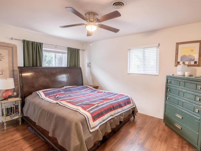 647 San Dieguito Dr., Encinitas CA: https://media.crmls.org/mediaz/a301221c-e91e-4279-868f-aa98439614d5.jpg