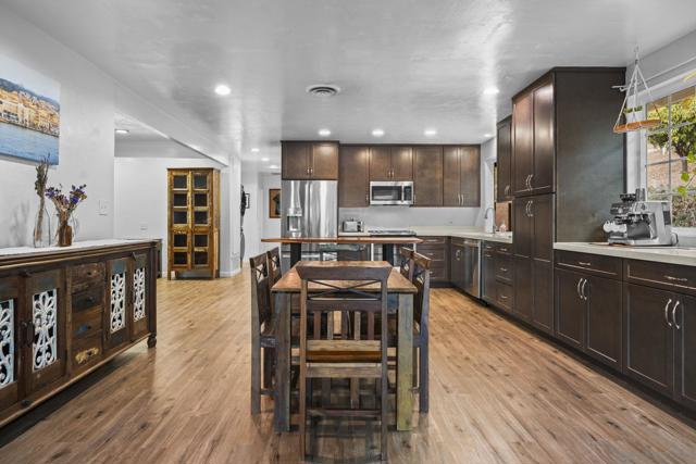 1780 Grove Rd, El Cajon CA: https://media.crmls.org/mediaz/a30158e8-07c2-41f3-93ae-82f70fa2c704.jpg