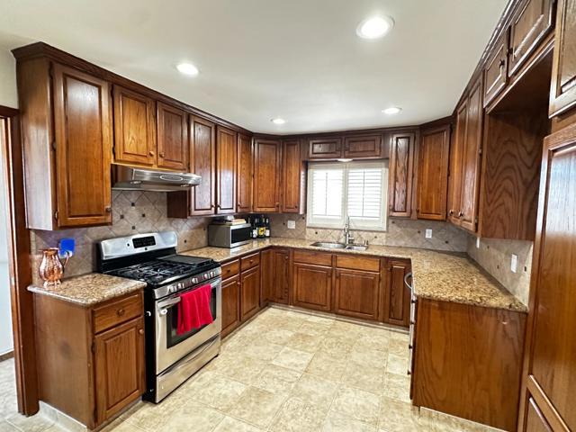 87 Beverly Drive, Watsonville CA: https://media.crmls.org/mediaz/a301aa28-1e47-4662-bc43-41b0aaf978b8.jpg