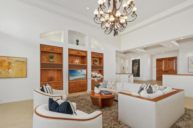 73481 Mariposa Drive, Palm Desert CA: https://media.crmls.org/mediaz/a301d843-8b52-4a92-b2c7-e4faf9e6efcd.jpg