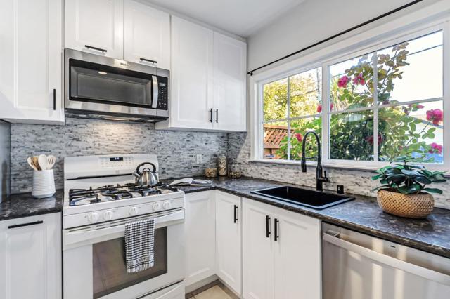 2473 Olive Avenue, San Jose CA: https://media.crmls.org/mediaz/a30258eb-b4b5-4225-89b2-fb85973fa210.jpg