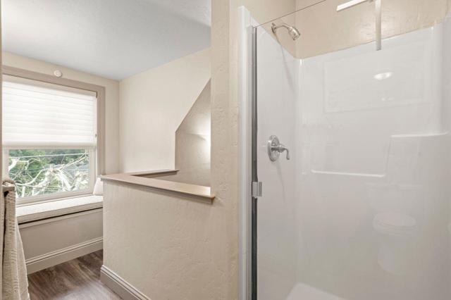 Image 39 of 57 For 1224 Glenwood Avenue