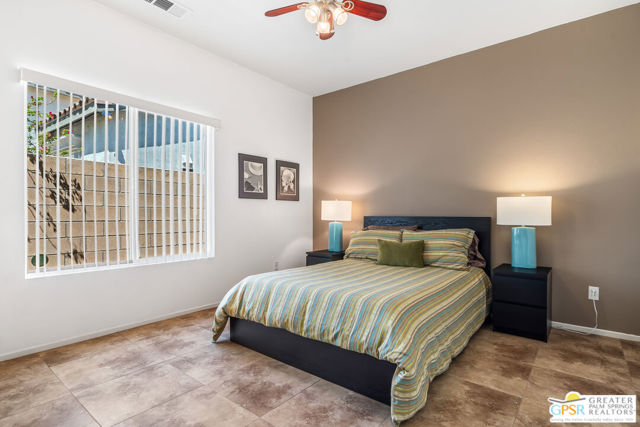 1238 Vista Sol, Palm Springs CA: https://media.crmls.org/mediaz/a302f2e9-f364-4f9d-9395-c27eb9def1b4.jpg