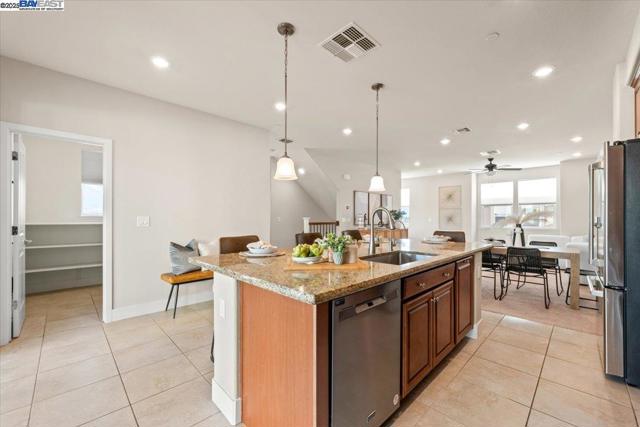 Image 17 of 60 For 2880 Stringham Way