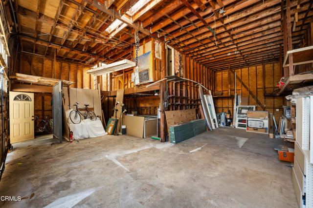 2014 Channel Drive, Ventura CA: https://media.crmls.org/mediaz/a3034c24-c8af-4810-94ad-dba42a1262d4.jpg