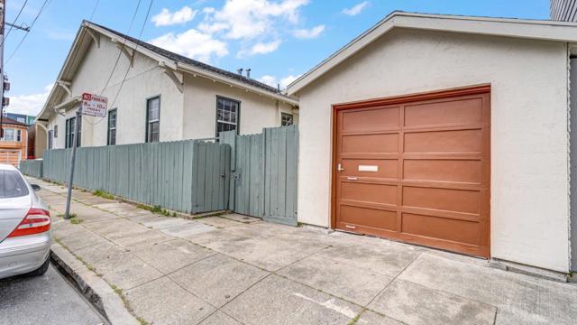841 Geneva Avenue, San Francisco CA: https://media.crmls.org/mediaz/a3038f7f-bf6f-4411-86f4-0527302e7b99.jpg