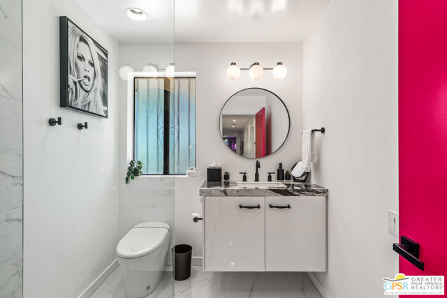 2602 N Whitewater Club Drive, Palm Springs CA: https://media.crmls.org/mediaz/a304191a-274a-48c0-b19d-3bb50c4e0892.jpg