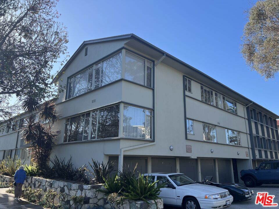 629 Idaho Avenue #23