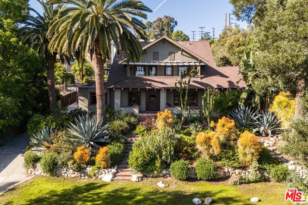 5015 Almaden Drive