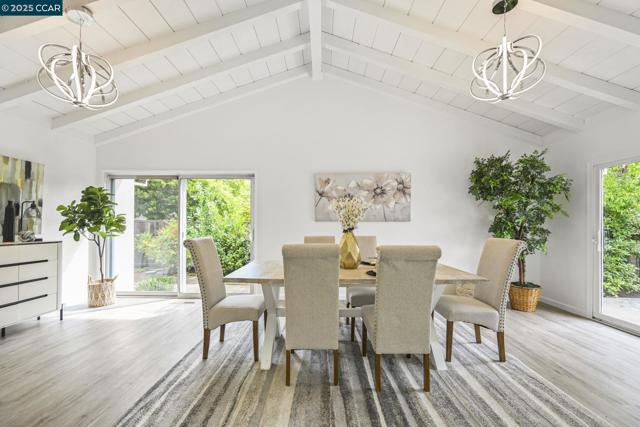 3231 Quandt Rd, Lafayette CA: https://media.crmls.org/mediaz/a3048e13-97de-4301-b0df-07cec4707a5c.jpg
