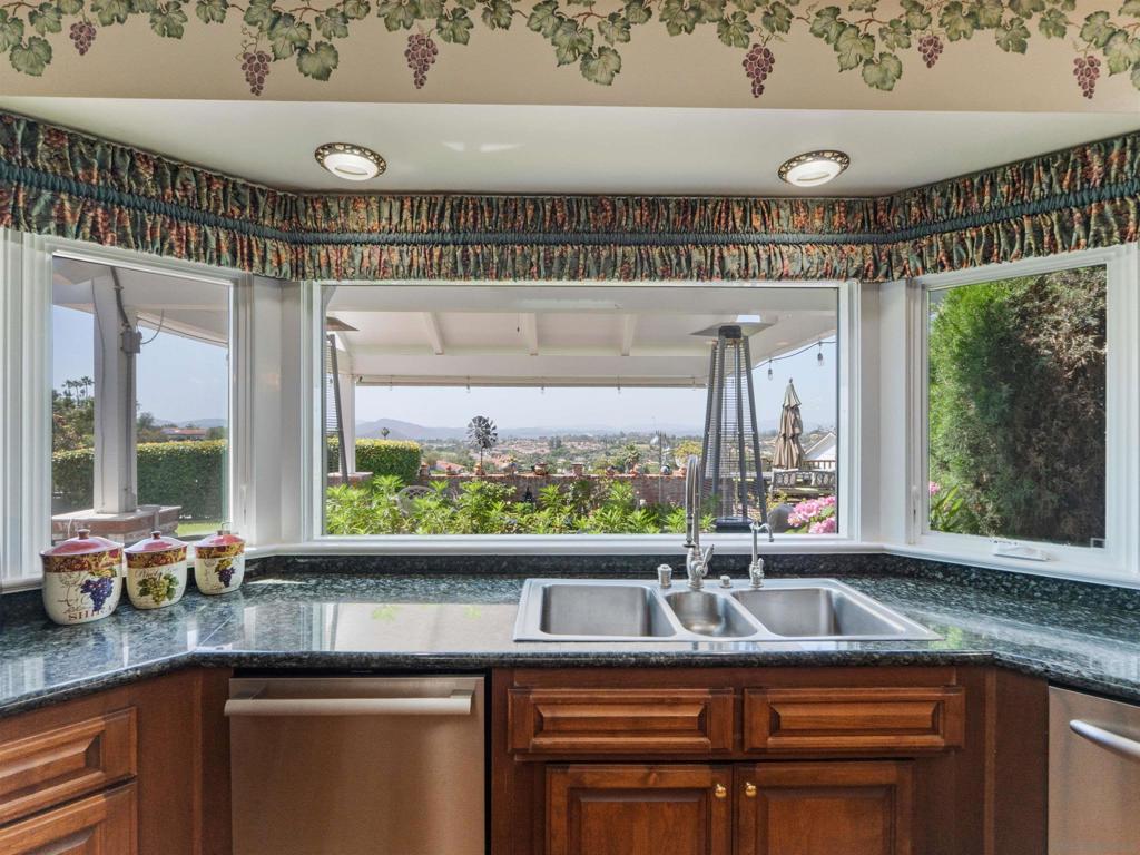 MLS #250032039SD image #16