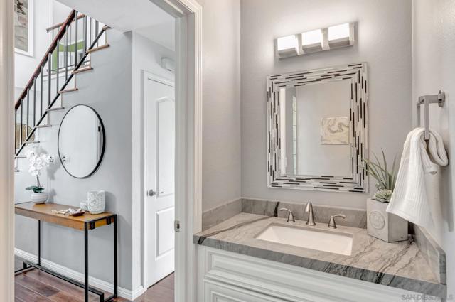 3212 Cadden Ct, San Diego CA: https://media.crmls.org/mediaz/a3066ab3-ee33-4f1f-8eeb-026f7d7957d1.jpg