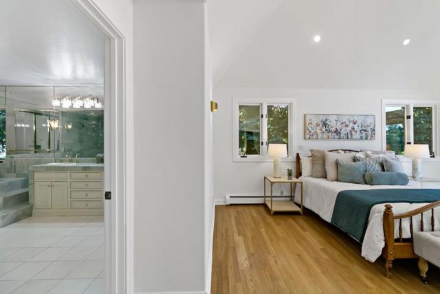 136 Finger Avenue, Redwood City CA: https://media.crmls.org/mediaz/a30674ee-ba43-42f2-9b06-a85eae6ba6be.jpg