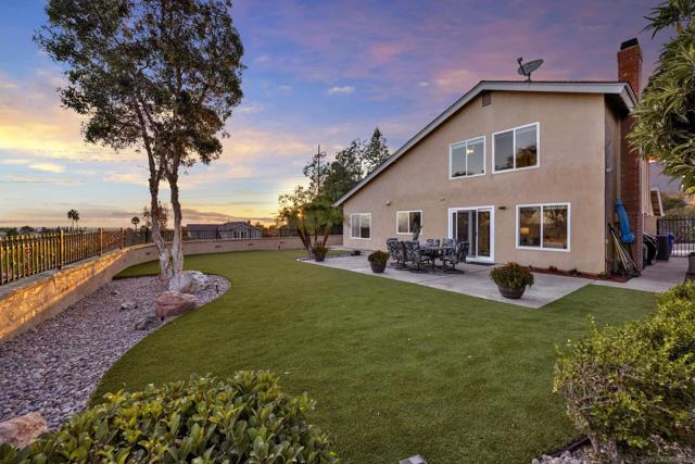 9959 Riverhead Dr, San Diego CA: https://media.crmls.org/mediaz/a30713b7-3e6b-484e-a7b0-975d3920000b.jpg
