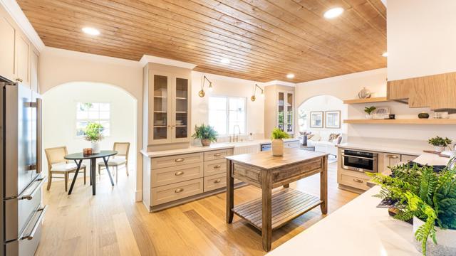 Detail Gallery Image 22 of 64 For 3951 Atascadero Dr, San Diego,  CA 92107 - 4 Beds | 3 Baths
